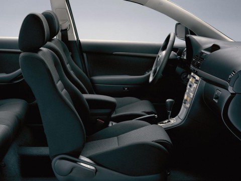 Technische Daten und Spezifikationen für Toyota Avensis Hatch II