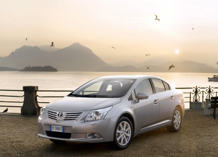 Toyota Avensis Avensis III • 2.2 D-CAT (177 Hp) technical