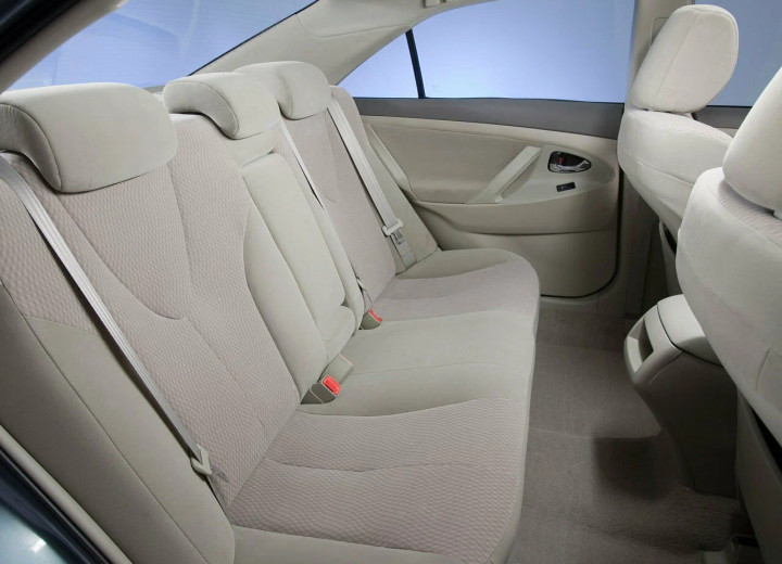 Technical specifications and characteristics for【Toyota Camry VI Restyling】 - picture 9