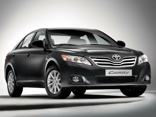 Toyota Camry Camry VI Restyling 2.4 CVT (147hp) Hybrid