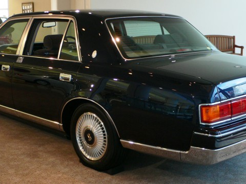 Technical specifications and characteristics for【Toyota Century II (VG45)】