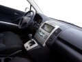 Пълни технически характеристики и разход на гориво за Toyota Corolla Corolla Verso II 2.0 D-4D (90 Hp)