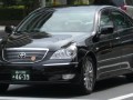  Caractéristiques techniques complètes et consommation de carburant de Toyota Crown Crown Majesta 4.3 i