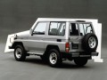 Toyota Land Cruiser Land Cruiser 100 J7 2.4 TD (LJ70) (90 Hp) full technical specifications and fuel consumption