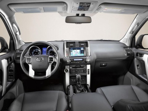 Toyota Land Cruiser (150) Prado teknik özellikleri