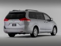  Caractéristiques techniques complètes et consommation de carburant de Toyota Sienna Sienna II 3.3 i V6 24V AWD (233 Hp)