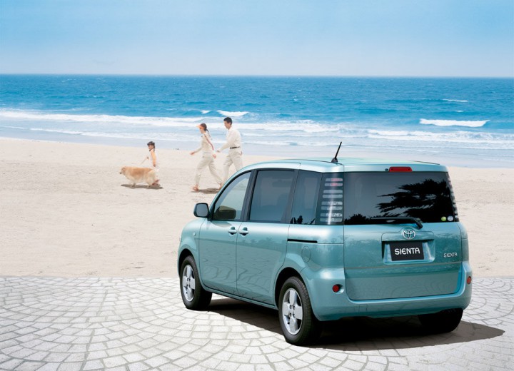 Caratteristiche tecniche di Toyota Sienta - picture 3