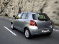 Πλήρη τεχνικά χαρακτηριστικά και κατανάλωση καυσίμου για Toyota Yaris Yaris (P2) 1.3 i VVT-i (87 Hp) AT 3d