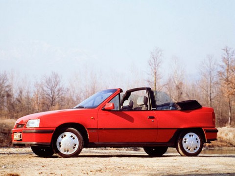 Vauxhall Astra Mk II Convertible teknik özellikleri