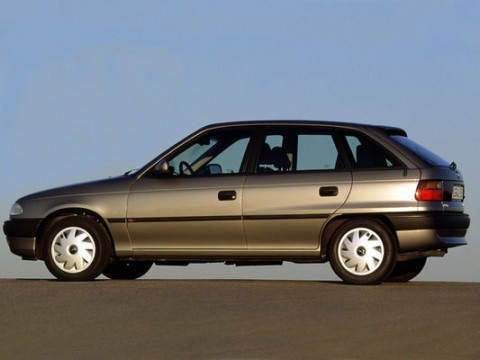 Especificaciones técnicas de Vauxhall Astra Mk III