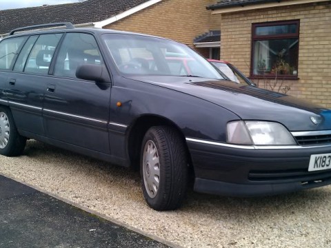 Technical specifications and characteristics for【Vauxhall Carlton Mk III Estate】