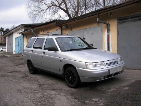 Technical specifications and characteristics for【VAZ (Lada) 21112】