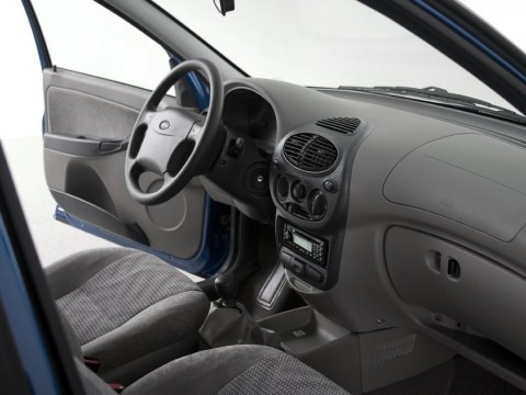 Especificaciones técnicas de VAZ (Lada) Kalina I Hatchback