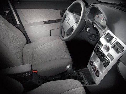Технические характеристики о VAZ (Lada) Priora Hatchback