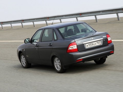 Technical specifications and characteristics for【VAZ (Lada) Priora I Sedan Restyling】