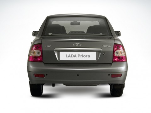 Technische Daten und Spezifikationen für VAZ (Lada) Priora Sedan
