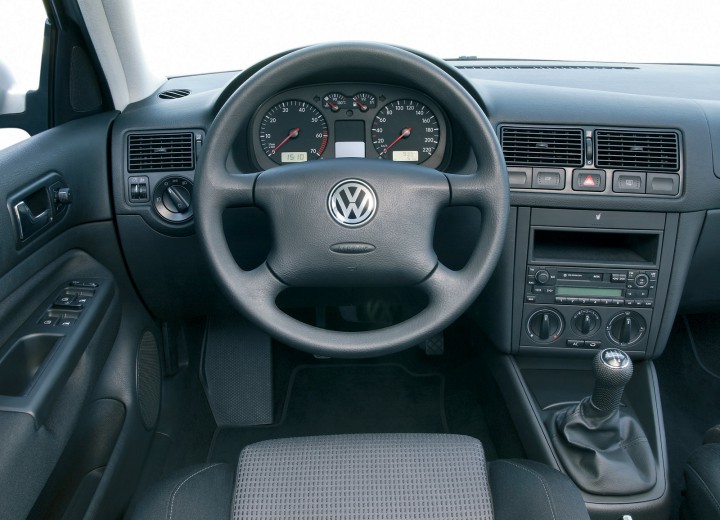 Volkswagen Golf IV (1J1) technical specifications and fuel