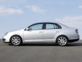 Volkswagen Jetta Jetta V 1.9 TDI PDE (105 Hp) full technical specifications and fuel consumption
