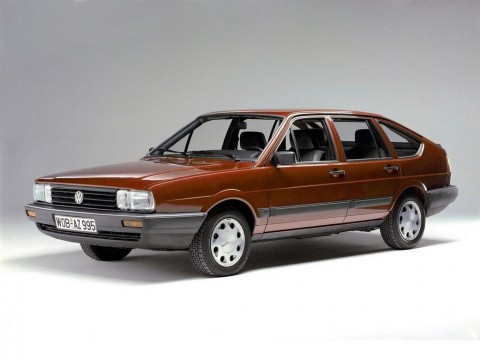 Technical specifications and characteristics for【Volkswagen Passat Hatchback (B2)】