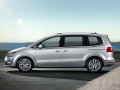 Caractéristiques techniques complètes et consommation de carburant de Volkswagen Sharan Sharan II 2.0 (140 Hp) TDI DSG BlueMotion Technology