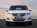 Пълни технически характеристики и разход на гориво за Volkswagen Tiguan Tiguan 2.0 TDI (140 Hp) AT DPF