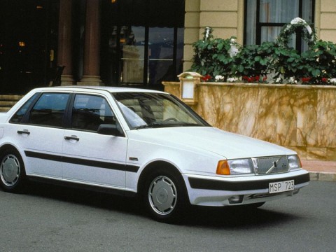 Technical specifications and characteristics for【Volvo 460 L (464)】