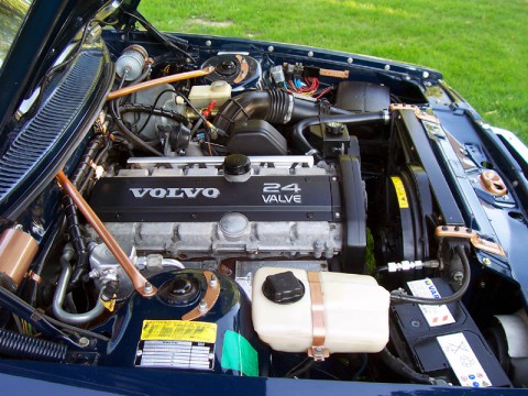 Caractéristiques techniques de Volvo 960 Kombi (965)