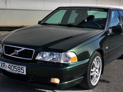 Technical specifications and characteristics for【Volvo S70】