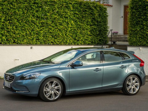 Technical specifications and characteristics for【Volvo V40 (2012)】