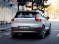 Volvo XC40 XC40 2.0d AT (190hp) 4x4 full technical specifications and fuel consumption