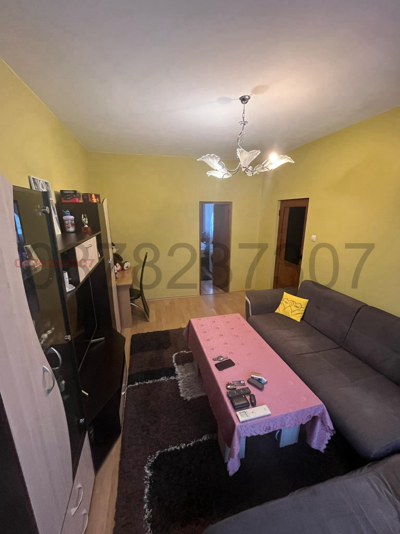 For Sale  1 bedroom Plovdiv , Kyuchuk Parizh , 60 sq.m | 33305555 - image [2]