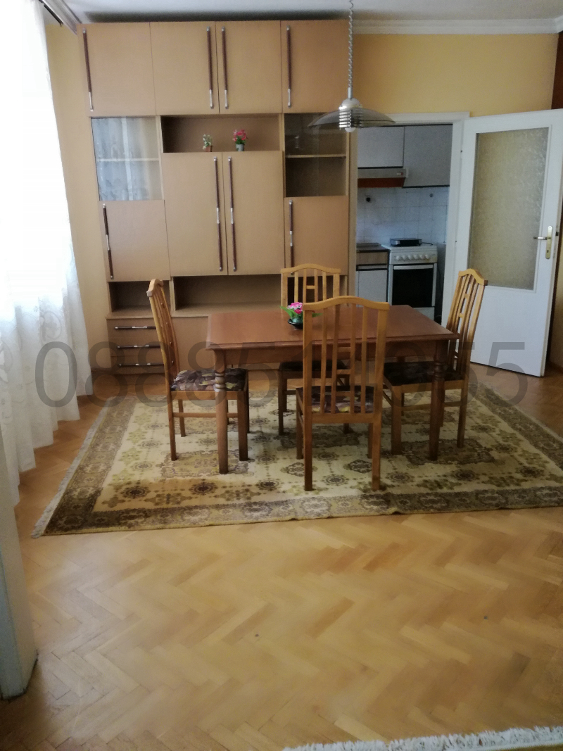 For Rent  3+ bedroom Plovdiv , Tsentar , 140 sq.m | 73846465 - image [2]