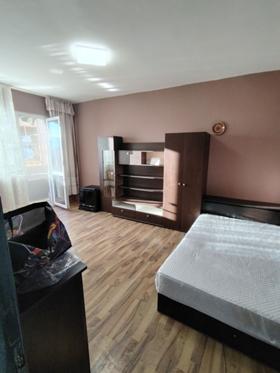 Продава 1-стаен град Пазарджик Ставропол - [1] 