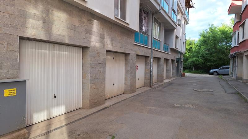 Продава  Гараж, паркомясто, град София, Младост 1А • 61 000 EUR • ID 66851481 — holmes.bg - [1] 