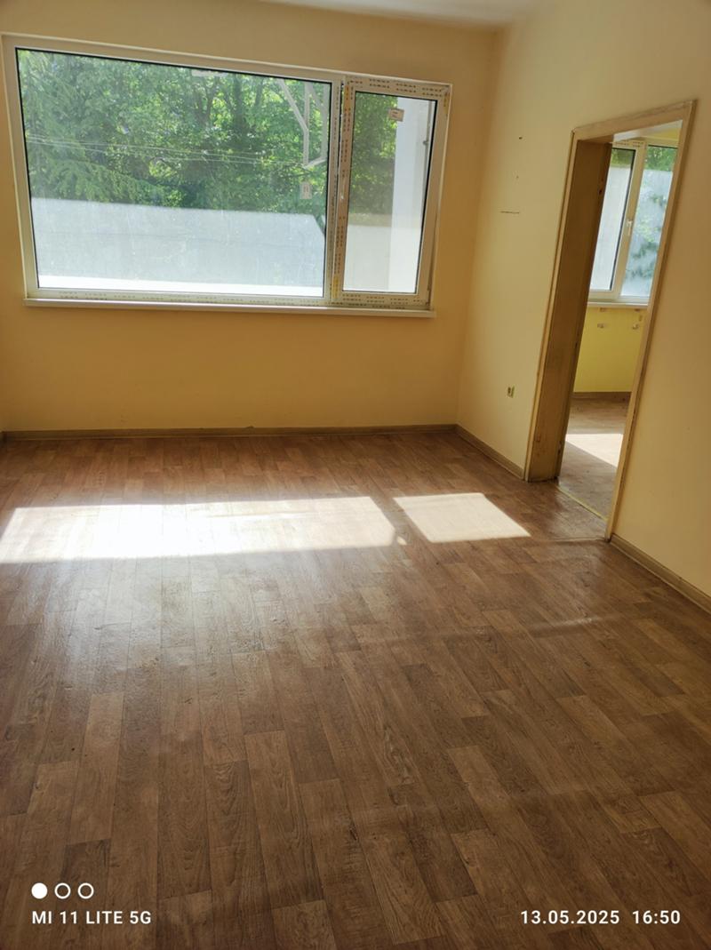 Продава  Многостаен, град Добрич, Център •  135 000 EUR • ID 46348665 — holmes.bg - [1] 