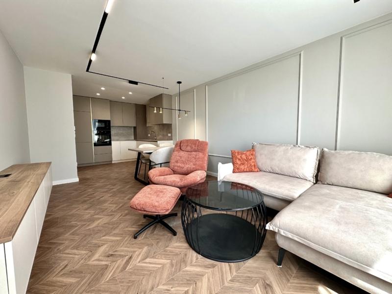 Продава  3-стаен, град София, Младост 4 •  369 000 EUR • ID 54144761 — holmes.bg - [1] 