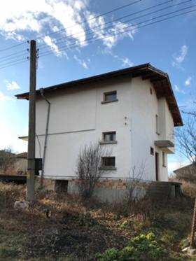 Продава къща област София гр. Годеч - [1] 