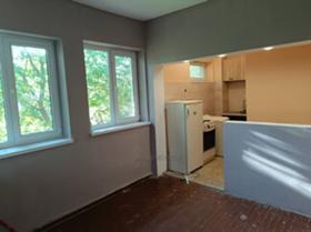 Продава 3-стаен град Перник Могиличе - [1] 