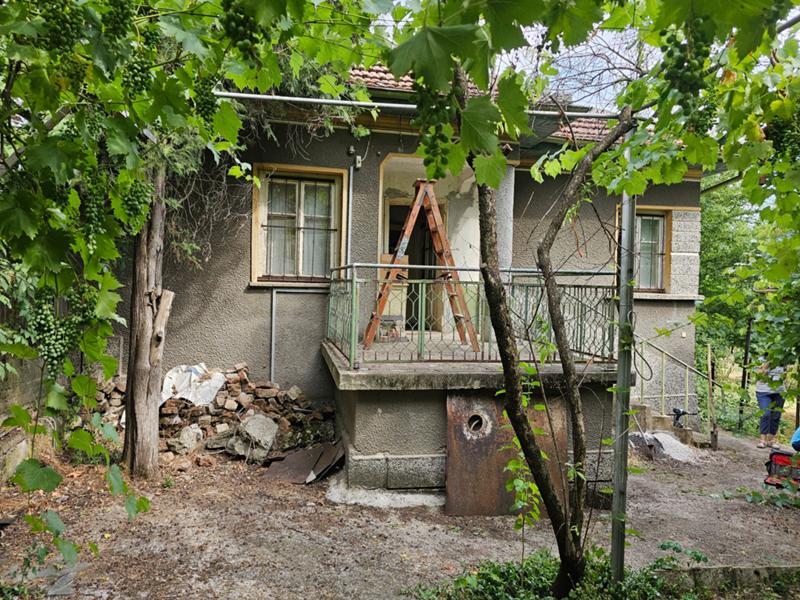 Продава  Къща, област Монтана, с. Септемврийци • 18 000 лв. • ID 50405912 — holmes.bg - [1] 