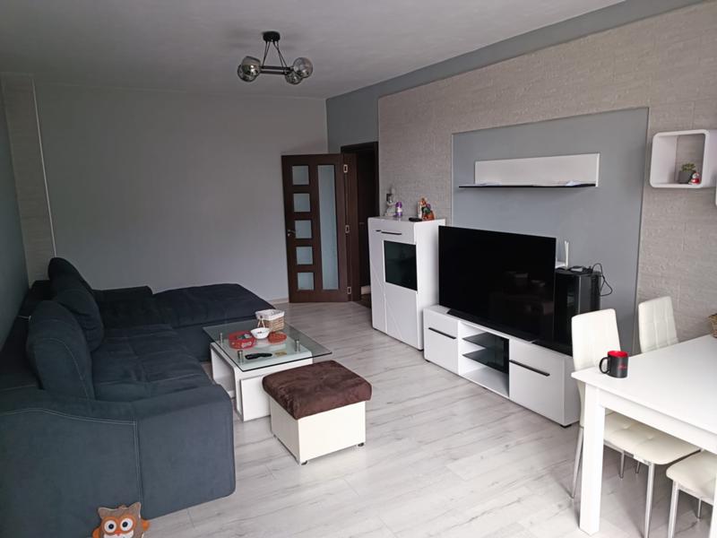 Дава под нем  2-стаен, град Разград, Васил Левски •  460 EUR • ID 80454445 — holmes.bg - [1] 