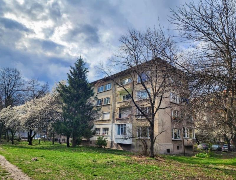 Дава под нем  2-стаен, град София, Хаджи Димитър •  550 EUR • ID 22403287 — holmes.bg - [1] 