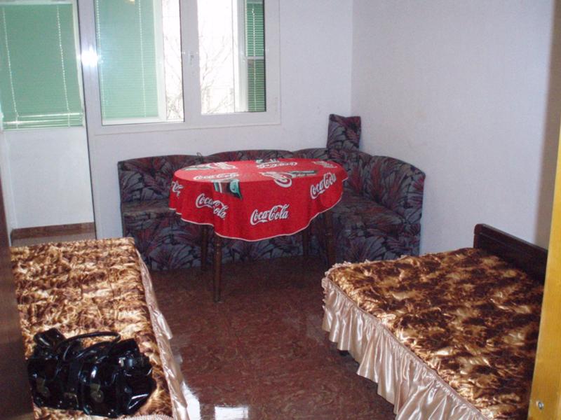 Дава под нем  2-стаен, област Бургас, к.к. Слънчев бряг •  400 EUR • ID 18841613 — holmes.bg - [1] 