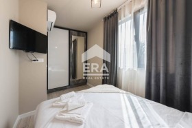 2 bedroom k.k. Chayka, Varna 11