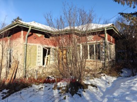 Casa Zhedna, región Pernik 2