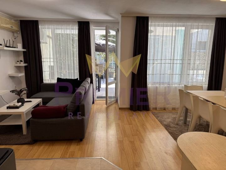 Продава  Многостаен град Бургас , Сарафово , 206 кв.м | 99139039 - изображение [2]