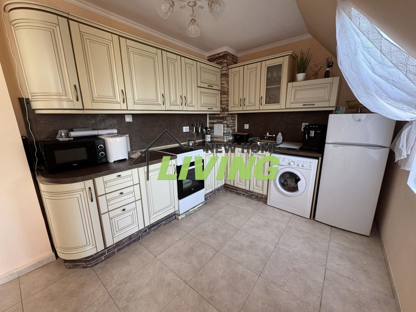 Продава 3-СТАЕН, гр. Бургас, Лазур, снимка 3 - Апартаменти - 55109977