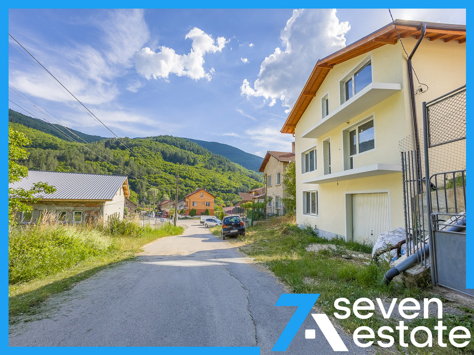 Продава КЪЩА, с. Искрец, област София област