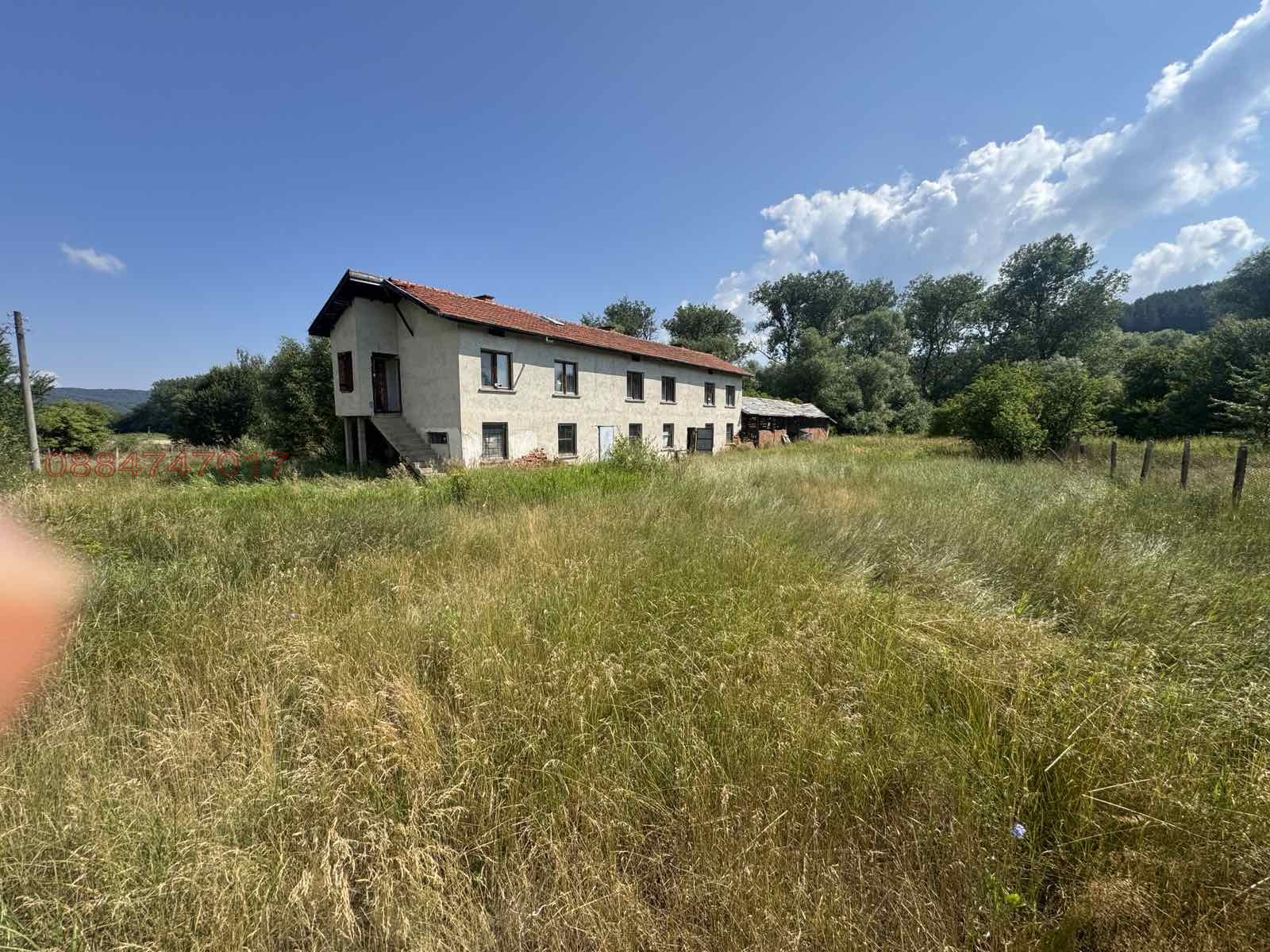 Продава ПАРЦЕЛ, с. Горни Окол, област София област