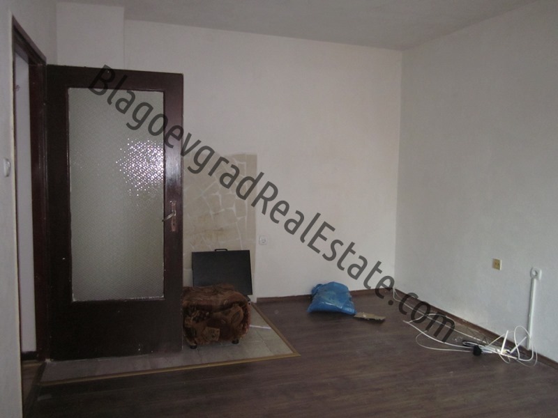 Продава 1-СТАЕН, гр. Благоевград, Широк център, снимка 3 - Апартаменти - 50584037