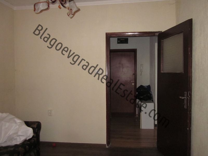 Продава 1-СТАЕН, гр. Благоевград, Широк център, снимка 7 - Апартаменти - 50584037